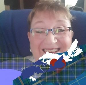 Meet your Posher, Denise